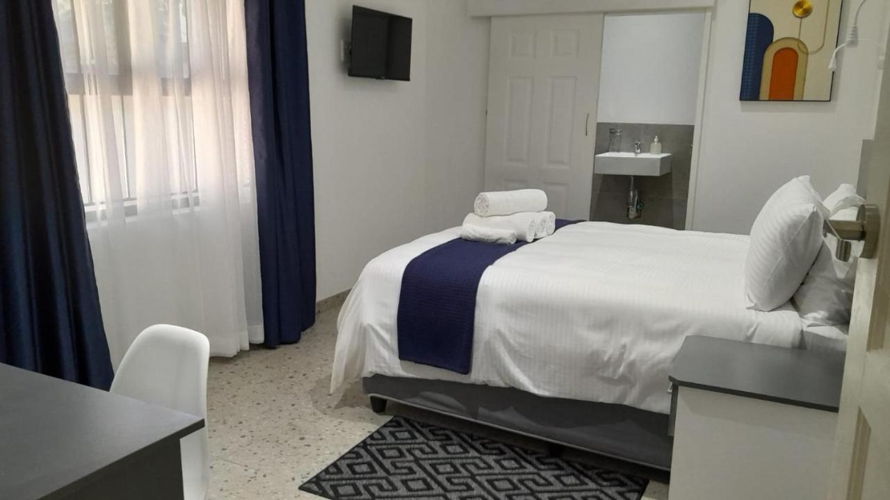 The Wishing Well Guest House Self-Catering Порт Едуард Екстериор снимка