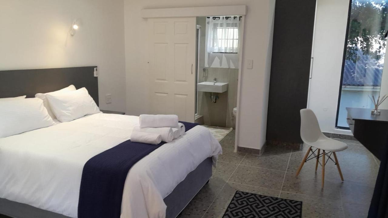The Wishing Well Guest House Self-Catering Порт Едуард Екстериор снимка